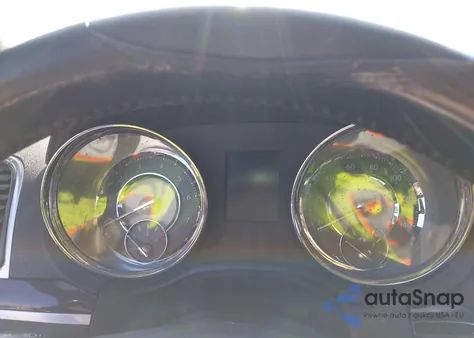 2011 Chrysler 300 Limited z USA, uszkodzony, nr VIN 2C3CA5CG1BH546258